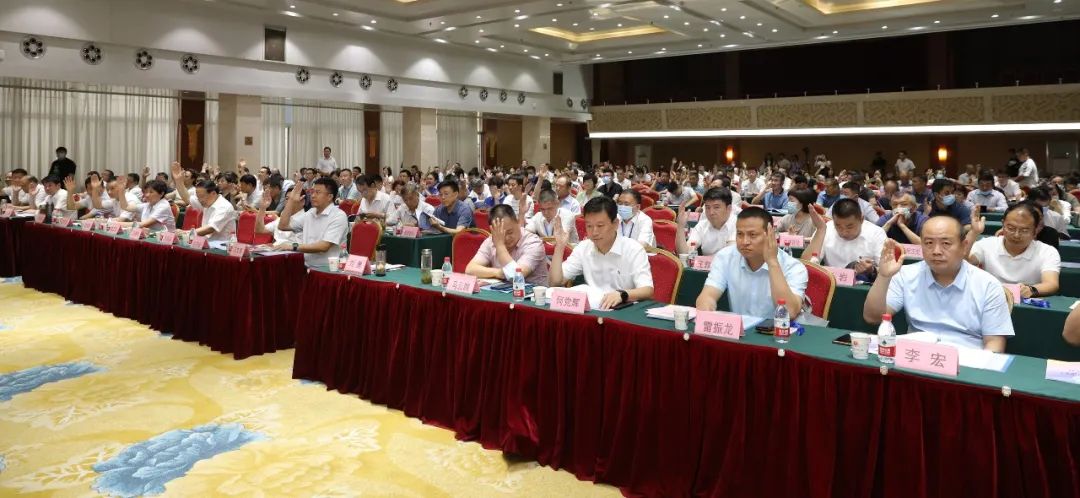 热烈祝贺 | 陕西省修建装饰协会第四次会员代表大会顺遂召开 集团荣获第三届理事会优异会员单位、第四届理事会副会长单位、2021年度陕西省修建装饰优质工程奖-天游ty8
